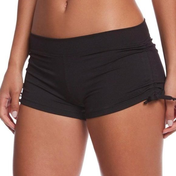 Mika Workout Clothing